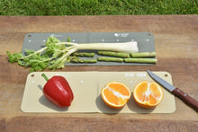 Load image into Gallery viewer, belmont Butterfly Cutting Board 砧板 - belmont Hongkong